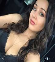 Erdemli Bayan Escort Ebru ile Eşsiz Bir Deneyim