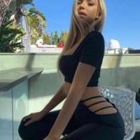 Mezitli'nin Büyüleyici Güzeli: Tutkulu Bir Escort Deneyimi