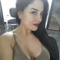 Yenişehir'in Kalbine Dokunan Özel Escort Bayanı: Aylin